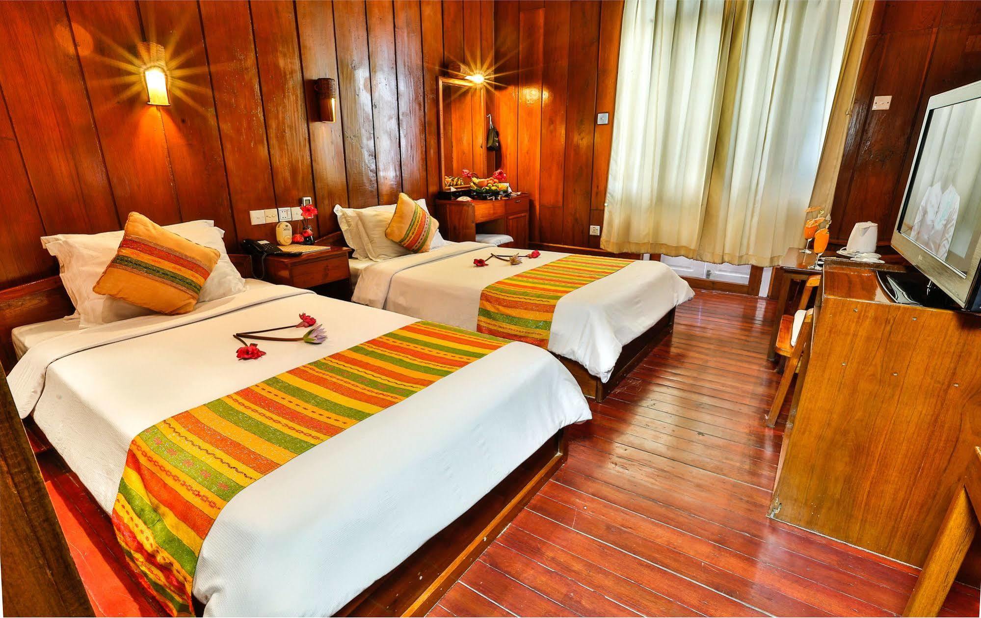 Paramount Resort Inle Lake ภายนอก รูปภาพ